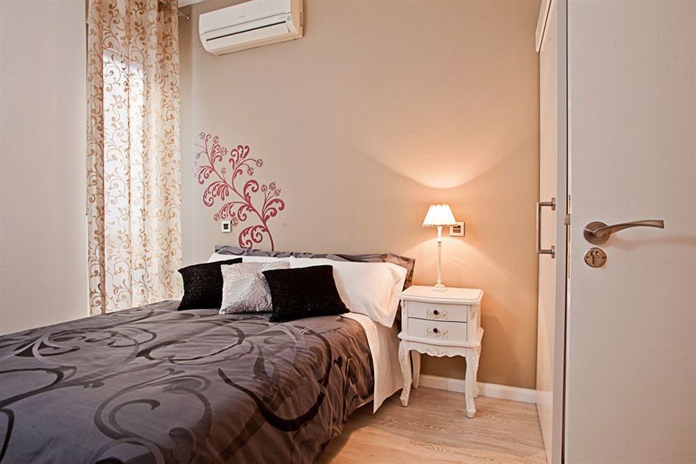 Pension Foster Мадрид Экстерьер фото